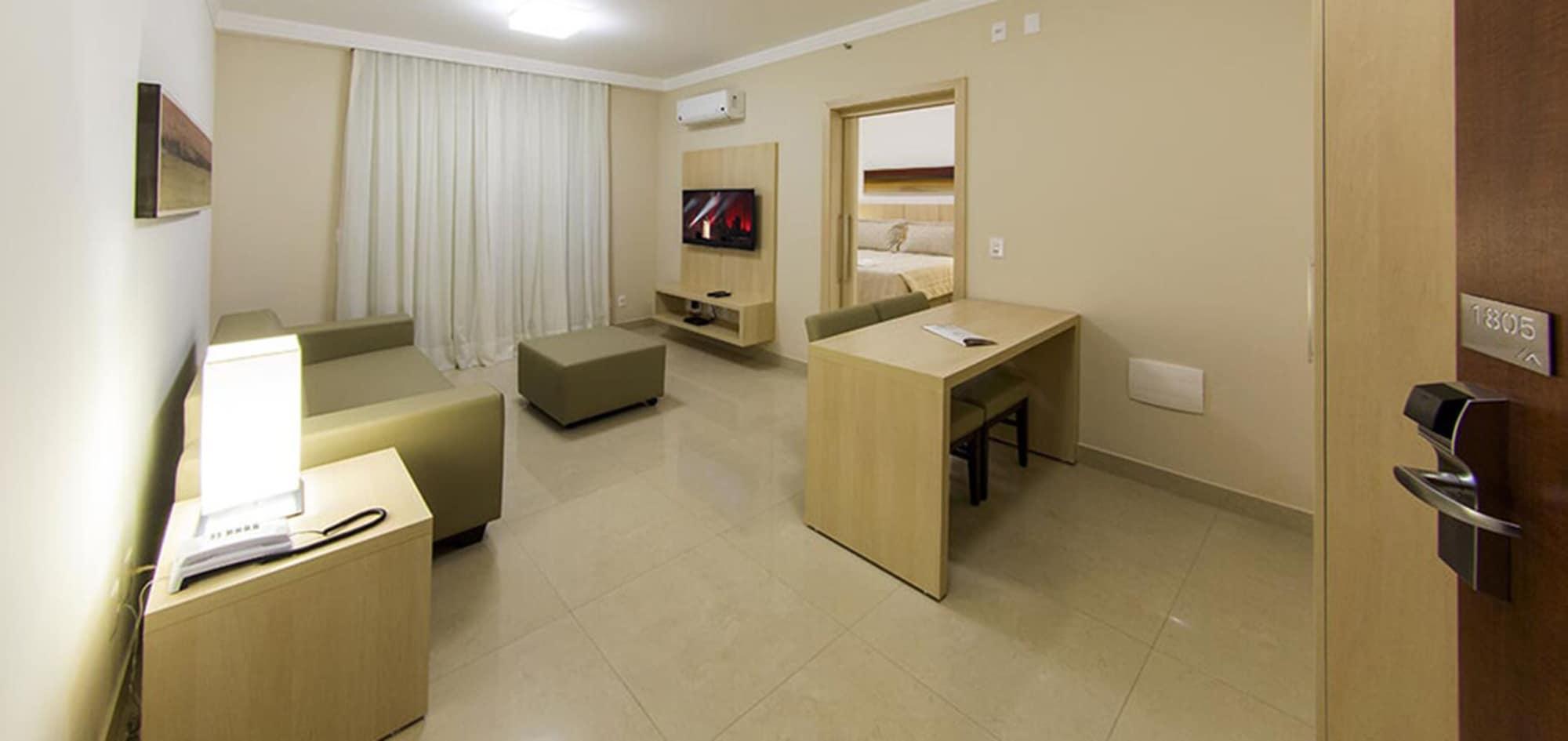 Hotel Mont Blanc Premium Ribeirao Preto Ngoại thất bức ảnh A typical hotel room
