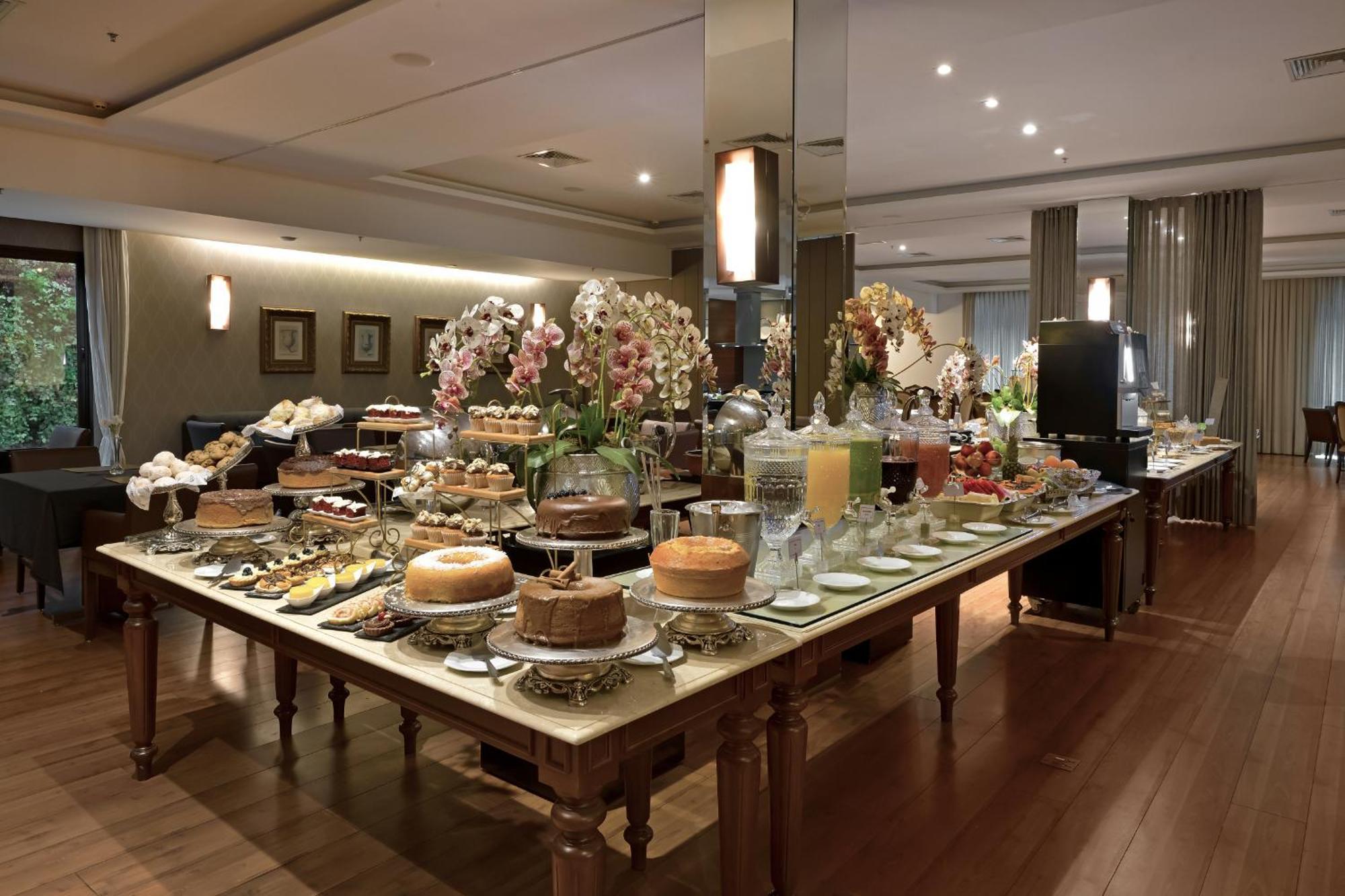 Hotel Mont Blanc Premium Ribeirao Preto Ngoại thất bức ảnh A dessert buffet