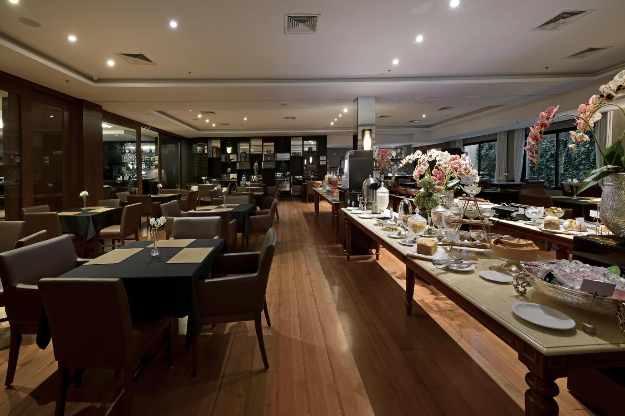 Hotel Mont Blanc Premium Ribeirao Preto Ngoại thất bức ảnh The restaurant at the hotel
