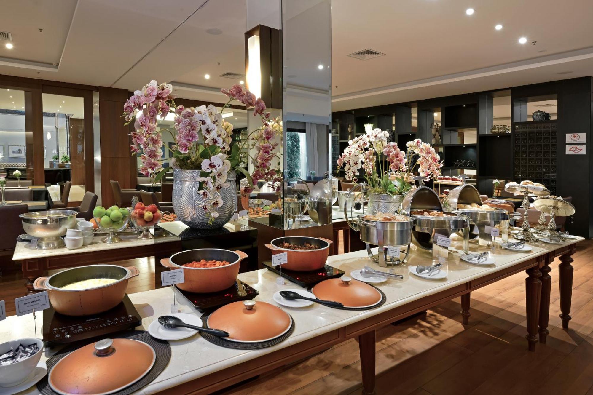 Hotel Mont Blanc Premium Ribeirao Preto Ngoại thất bức ảnh The buffet at the hotel